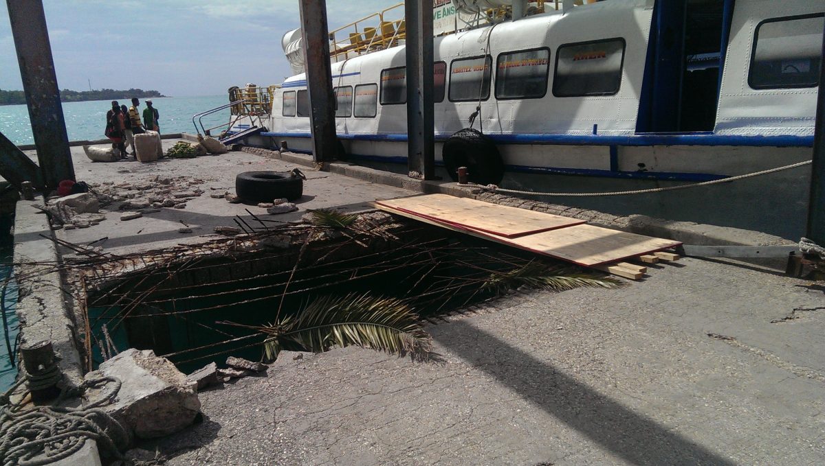 Article : Le wharf du port de Carries, un danger à ciel ouvert